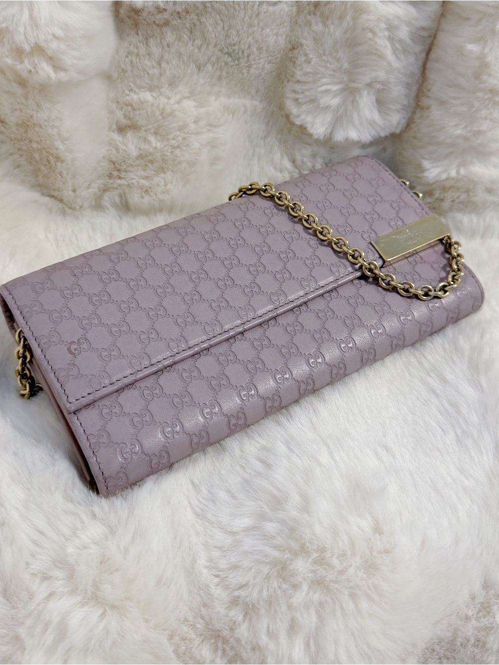 Gucci Lilac GG Wallet on Chain Bag